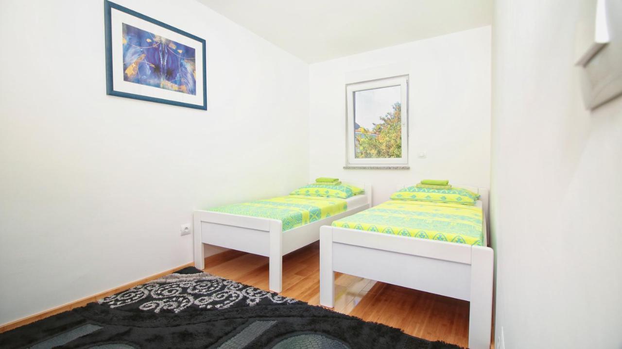 Guesthouse Esma Rovinj Exterior photo